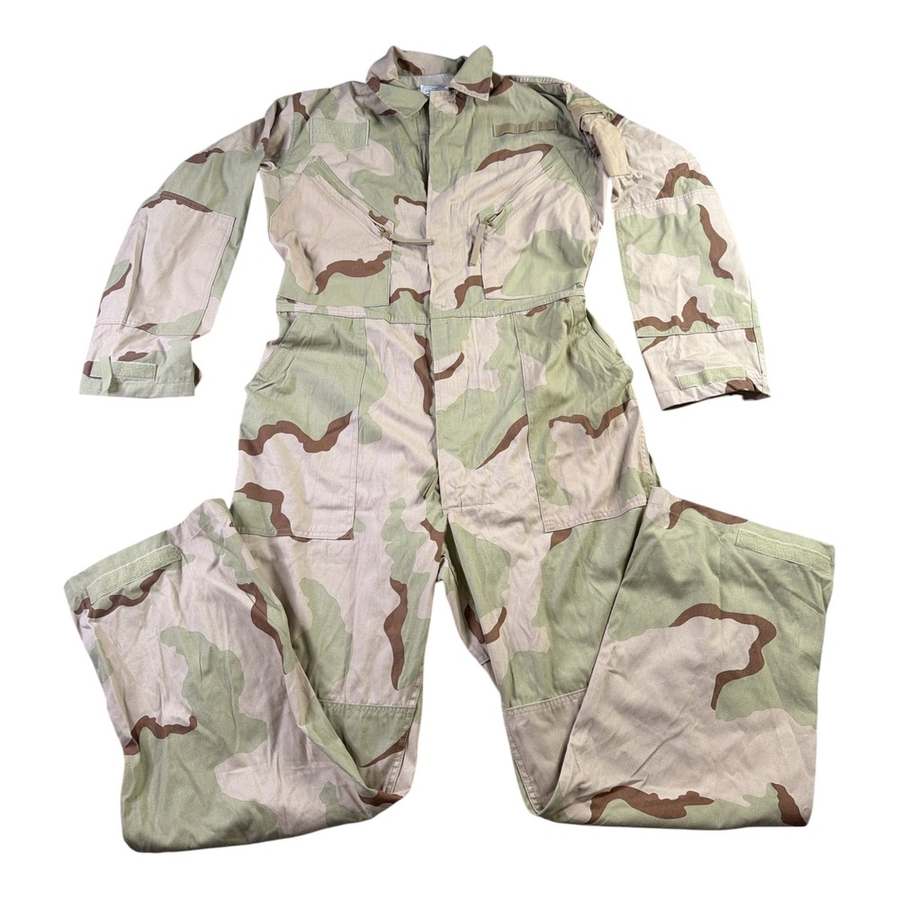 USGI Type II Mechanics Coveralls Mens MED Desert Camo Cold Weather Tullahoma TN